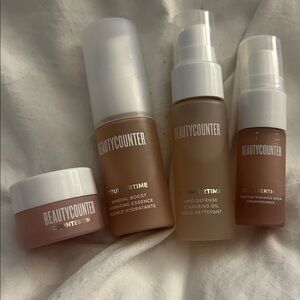 Beautycounter Countertime Travel Carryon Set